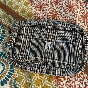 Thirty One zipper crossbody